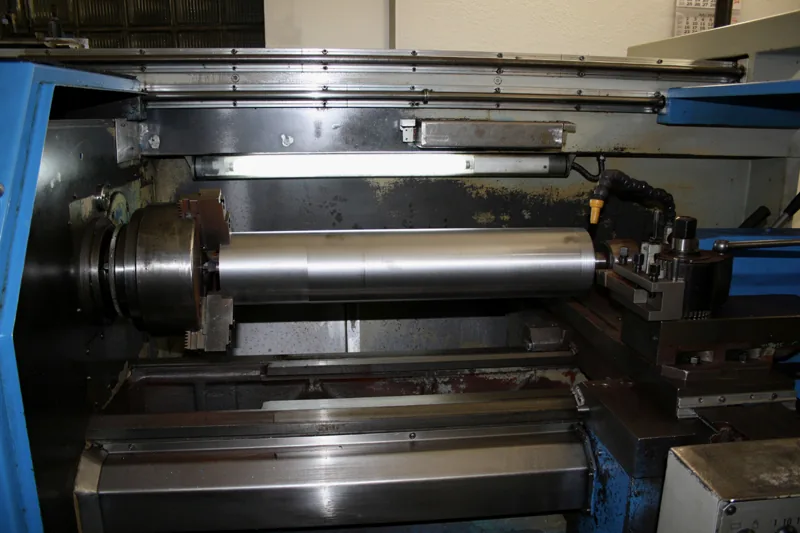 Spindel der konventionellen Drehmaschine